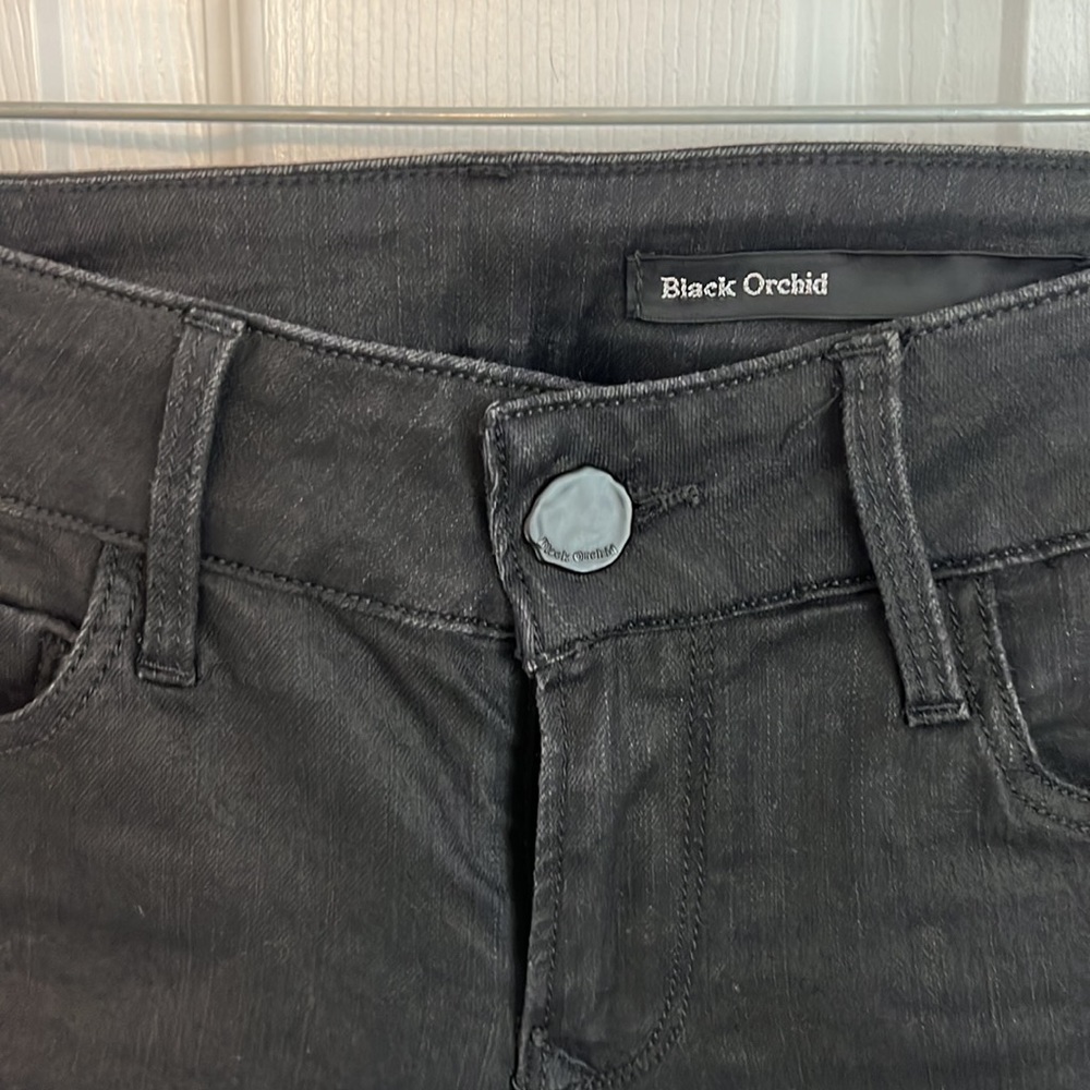 Black Orchid Denim - Picture 2 of 5